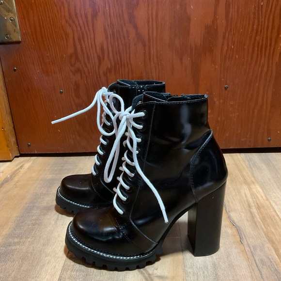 Jeffrey Campbell lace up heeled boots - Picture 4 of 7